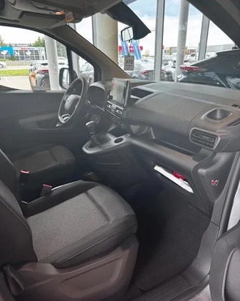 Toyota Proace City Verso cena 127100 przebieg: 5, rok produkcji 2024 z Lubniewice małe 56